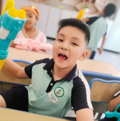 【家校共育】门风育子，世训成才——致108班彦喆成长寄语
